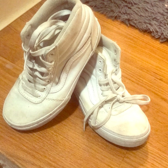 Kid shoes - Picture 1 of 1